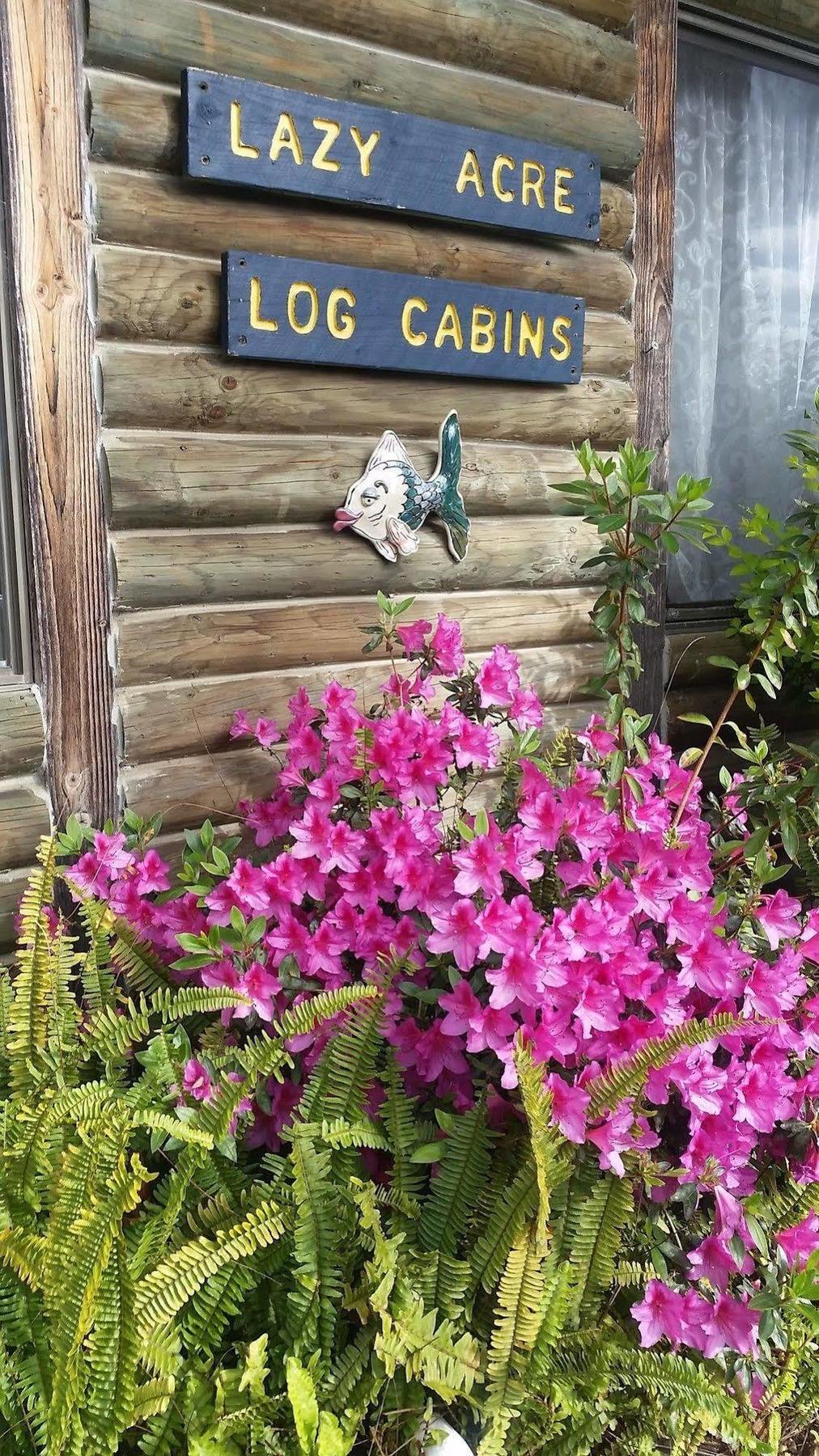 Lazy Acre Log Cabins Lakes Entrance Bagian luar foto